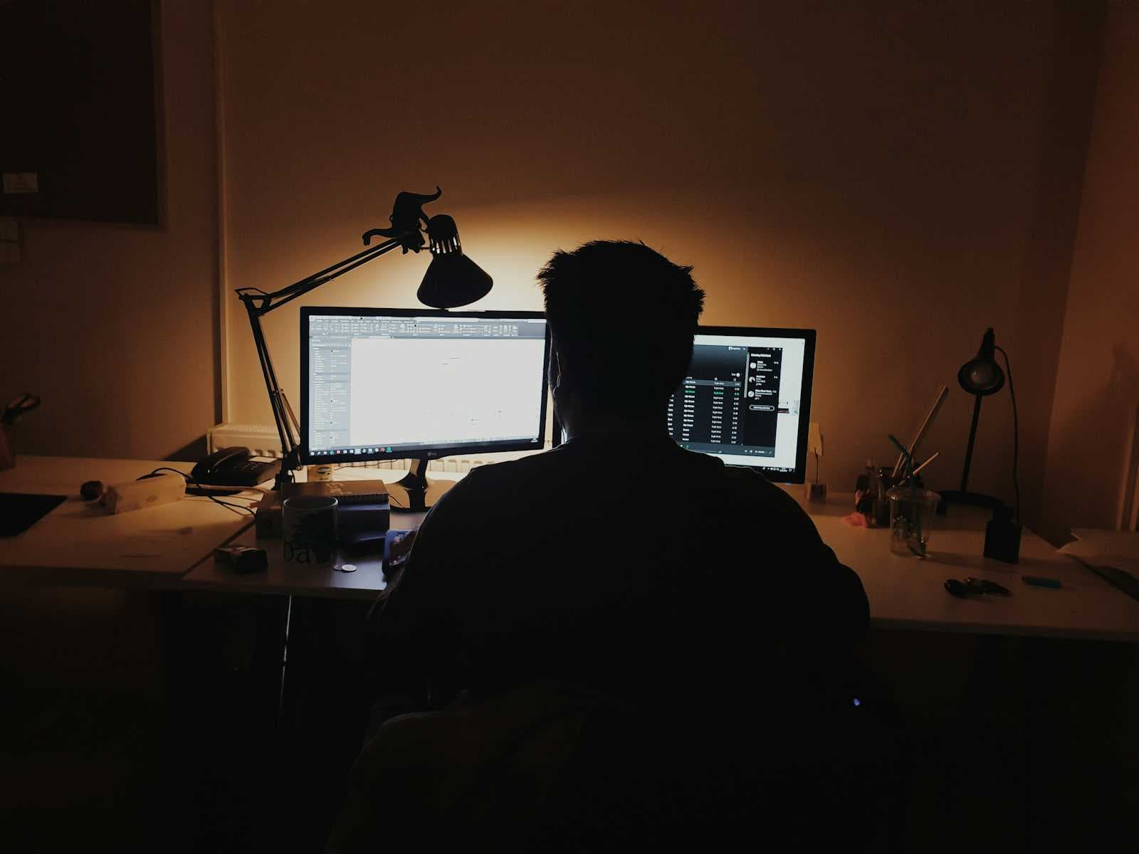 The Garage Myth 2.0 – What Jobs, Gates and Zuck Actually Did (and What Still Works Now)